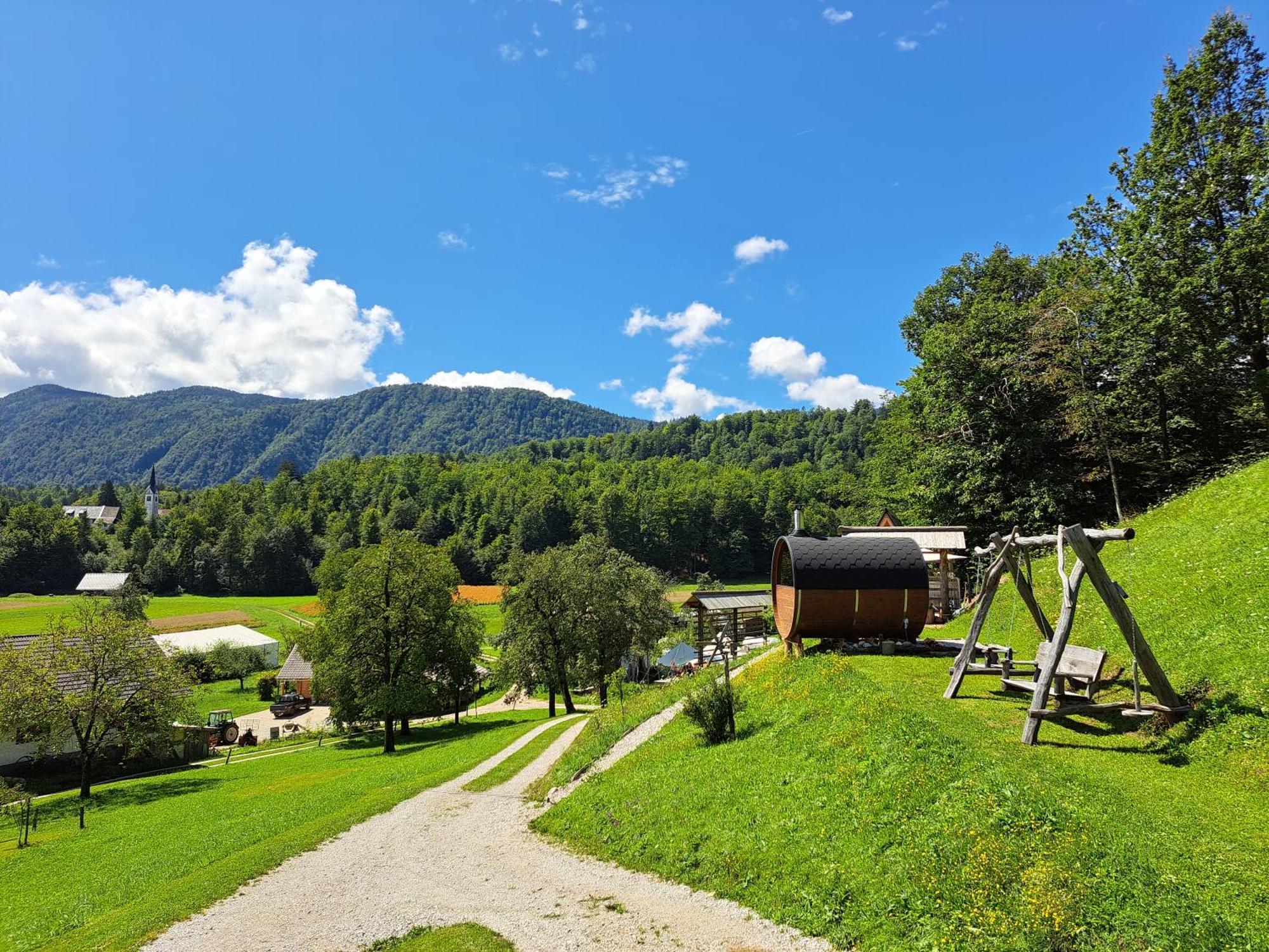 Puzman Farm Glamping Vila Radovljica Exterior foto