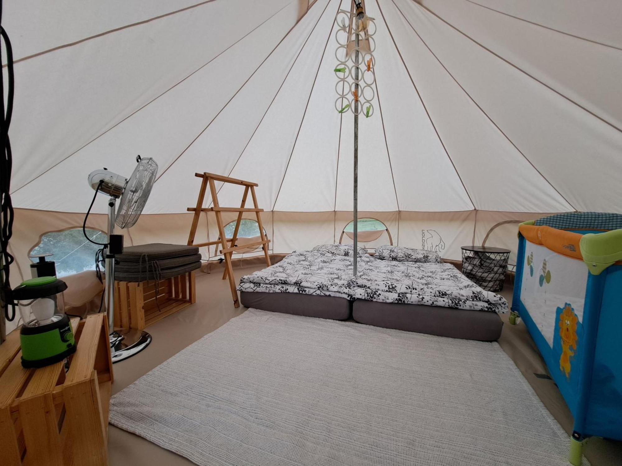 Puzman Farm Glamping Vila Radovljica Exterior foto